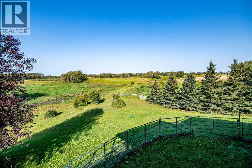 Listing photo – 40022 Range Road 31, Rural Lacombe County