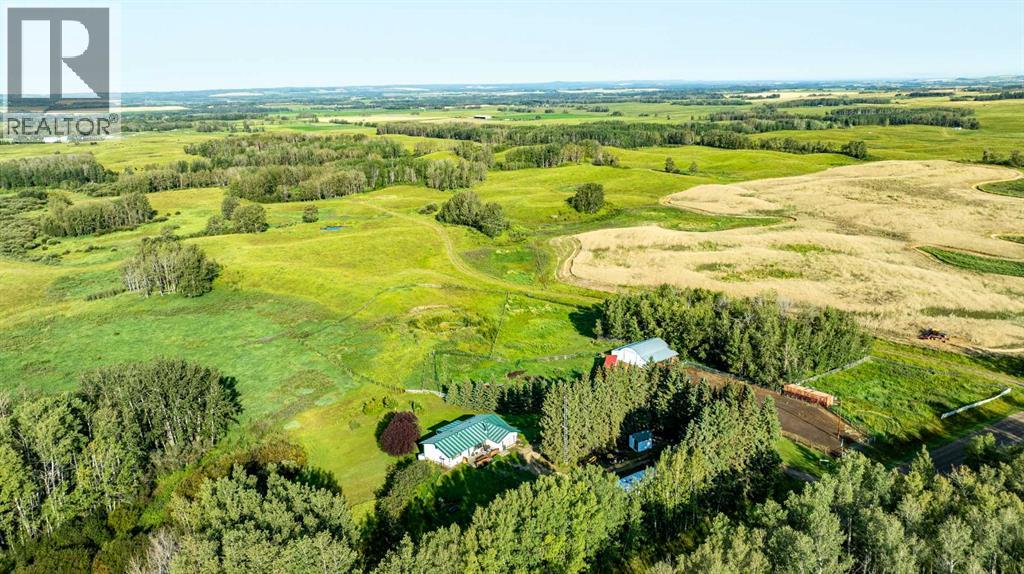 Listing photo – 40022 Range Road 31, Rural Lacombe County