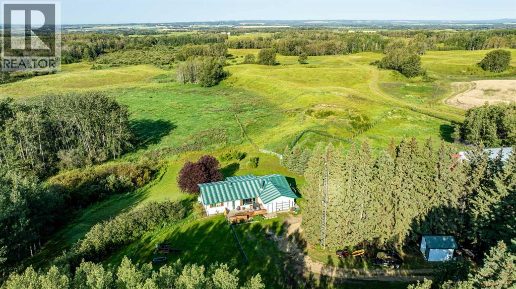 Listing photo – 40022 Range Road 31, Rural Lacombe County