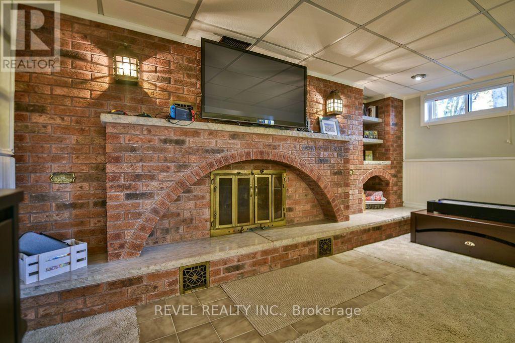 1136 Greeningdon Drive — photo 28