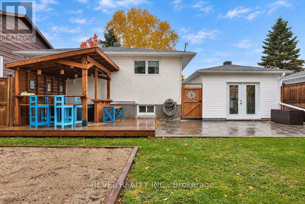 1136 Greeningdon Drive — photo 42