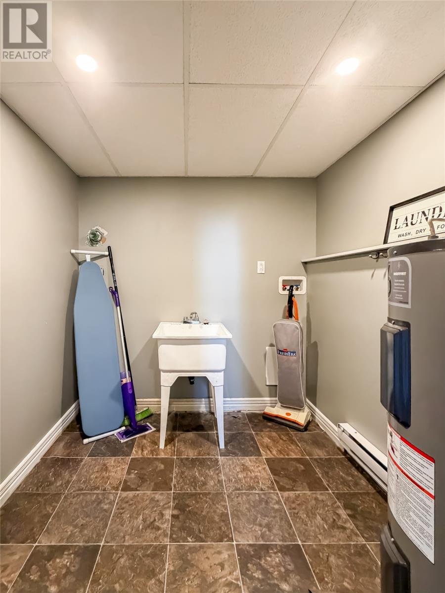 358 Creston Boulevard - 18