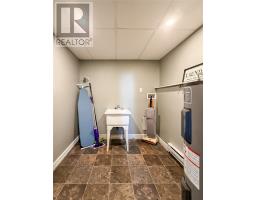 358 Creston Boulevard thumbnail 18