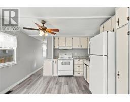 60 Meadowbrook Drive thumbnail 6