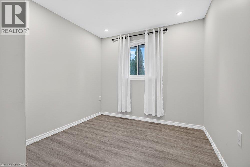 3 Regatta Drive — photo 34