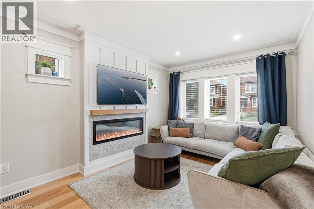 77 HOUGHTON Avenue S - Image 14
