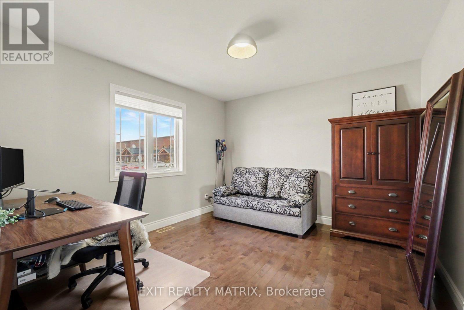 14 Hebert Street — photo 19