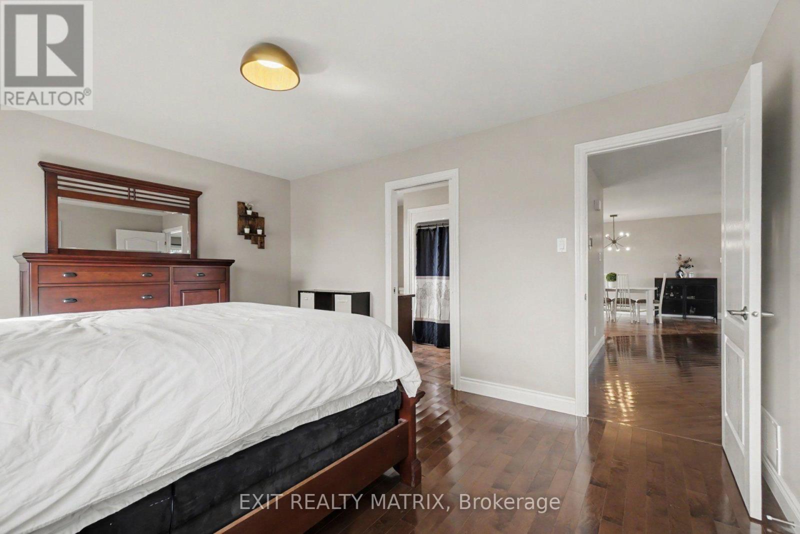 14 Hebert Street — photo 22