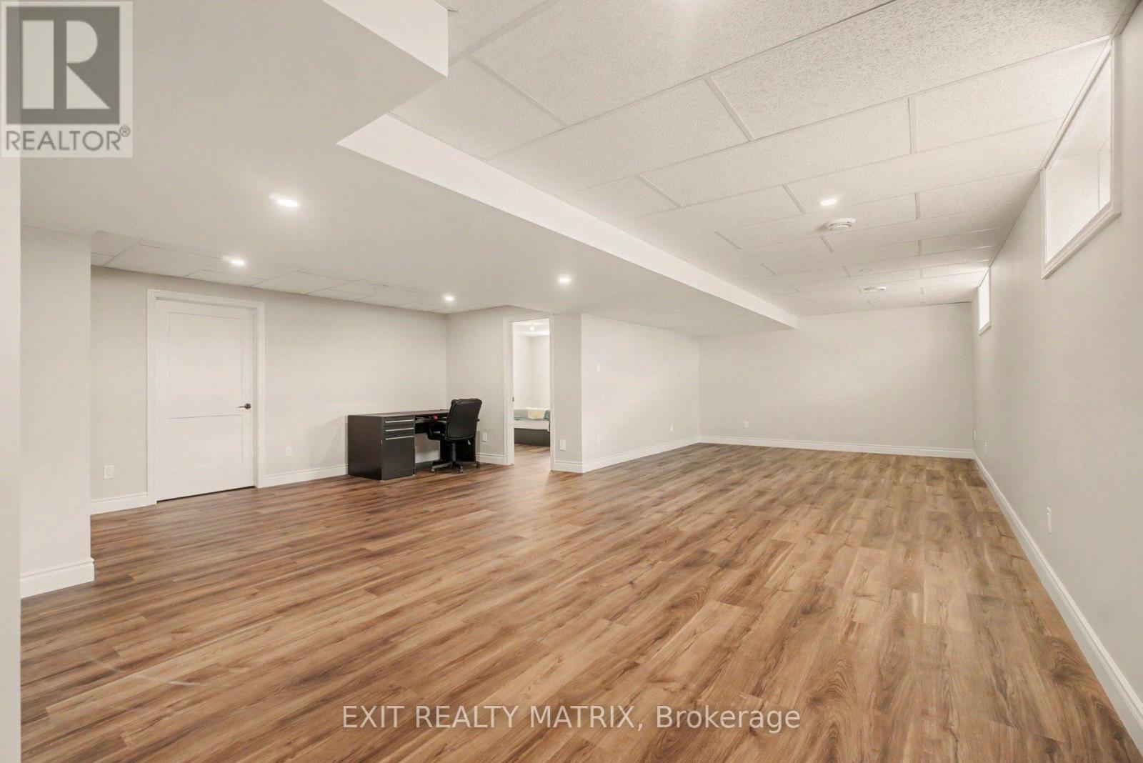 14 Hebert Street — photo 30