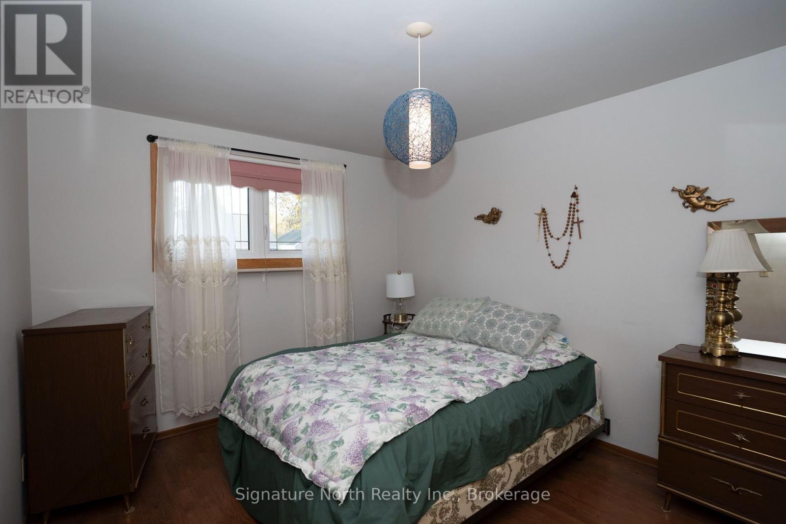 615 Hollylane Street — photo 22