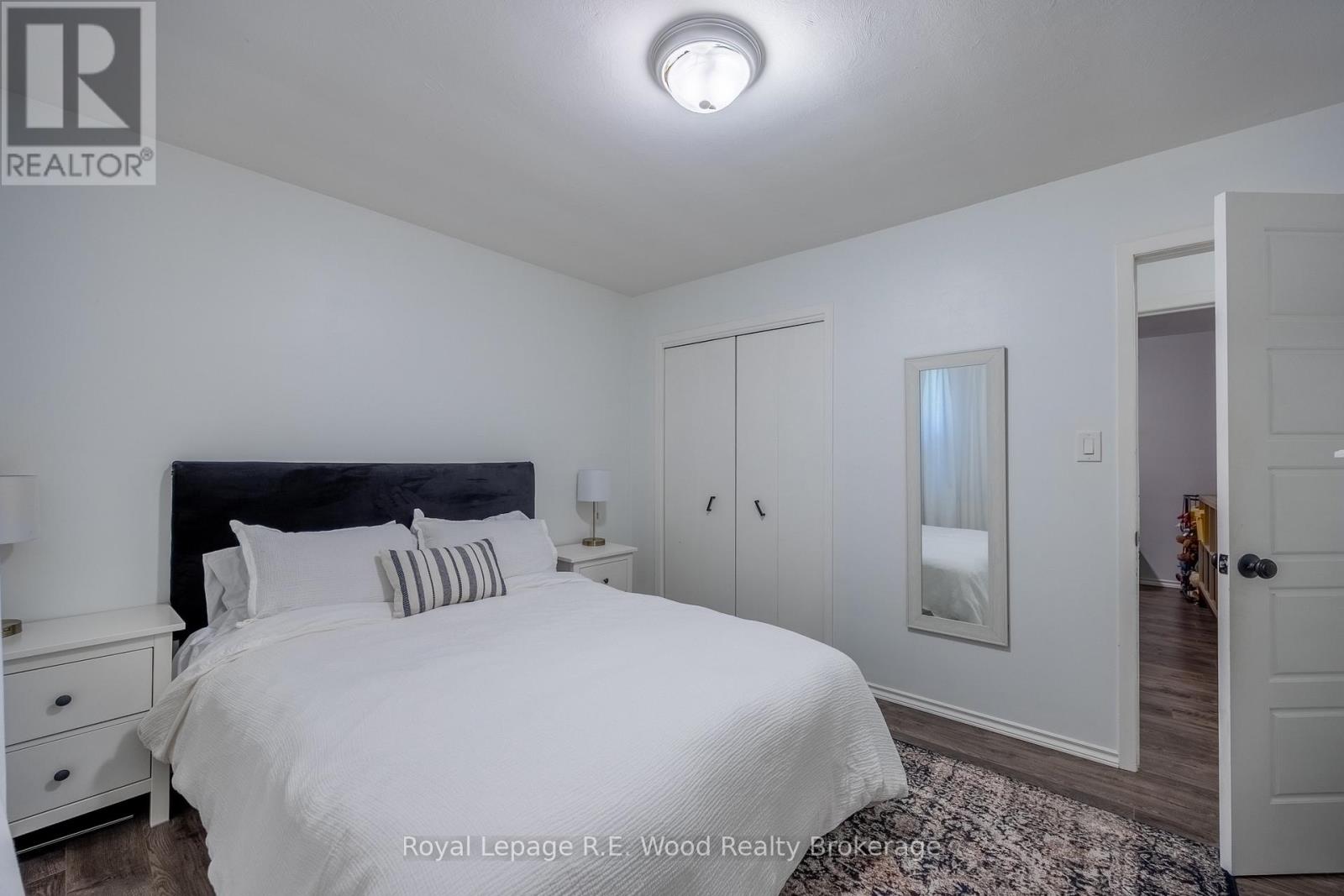 11 Eleanor Court — photo 18