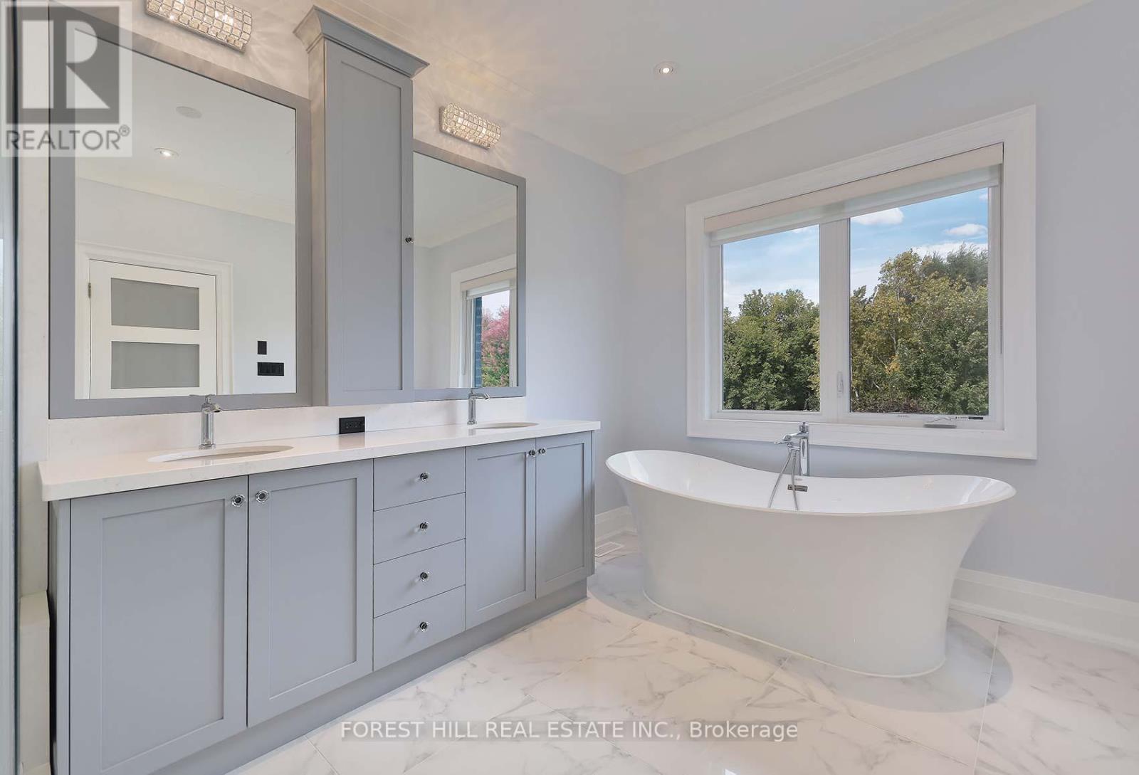 200 Clanton Park Road, Toronto, ON photo 19