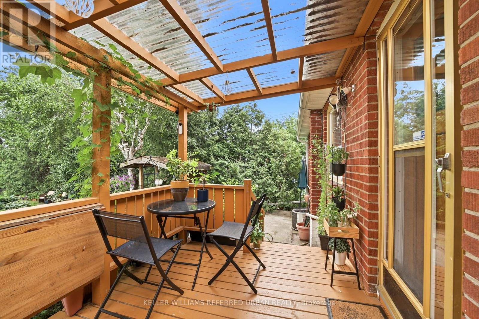 241 Churchill Avenue, Toronto, ON photo 6