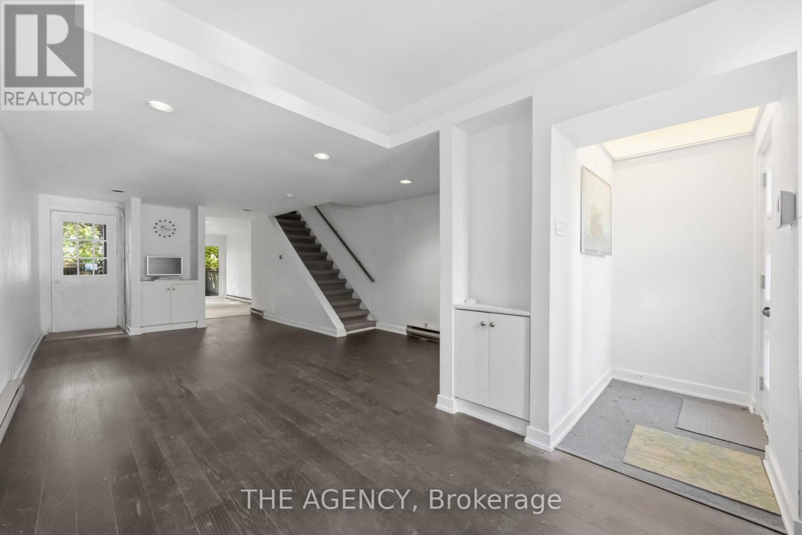 87 Niagara Street, Toronto, ON photo 3