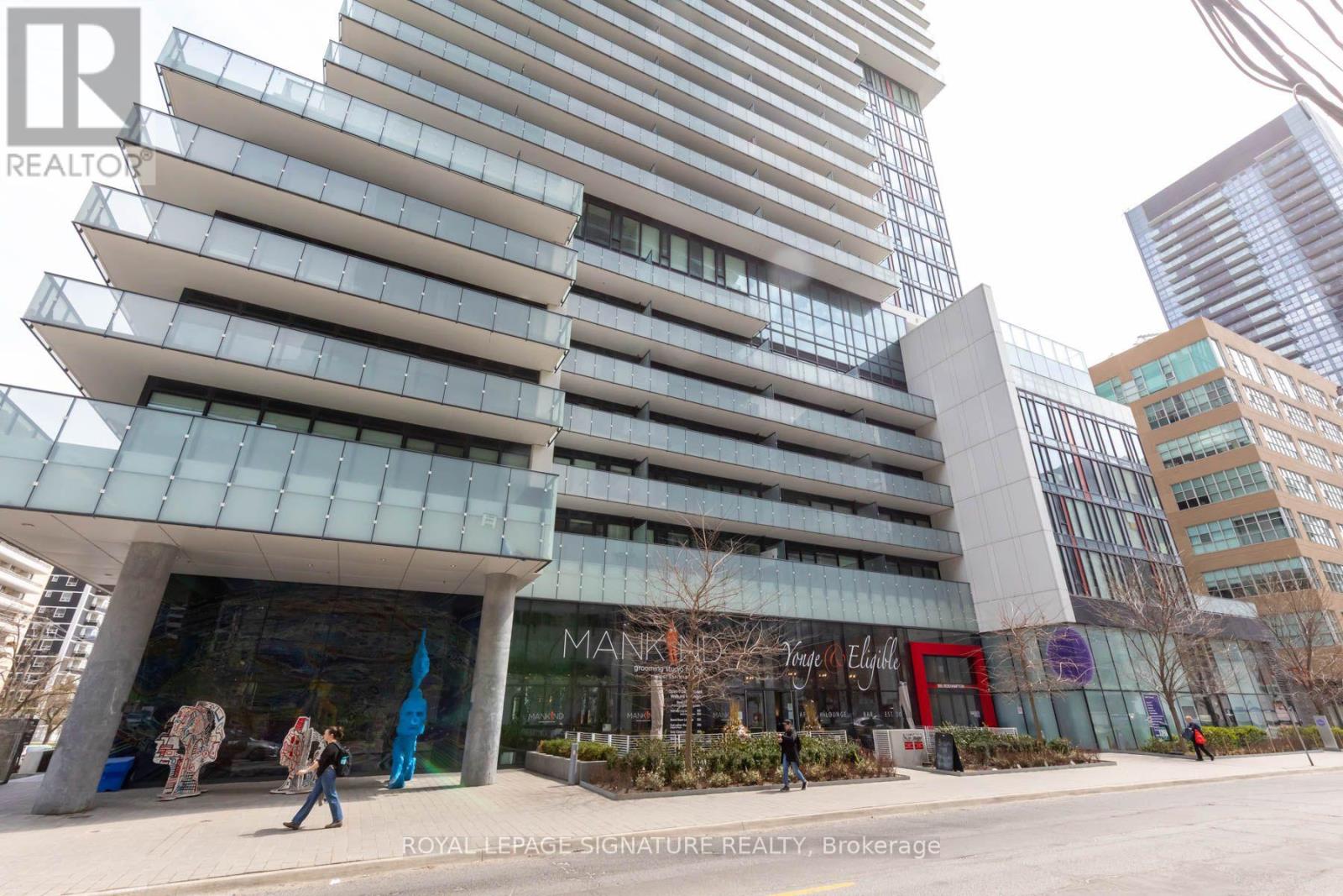 2805- 185 Roehampton Avenue, Toronto, ON photo 2