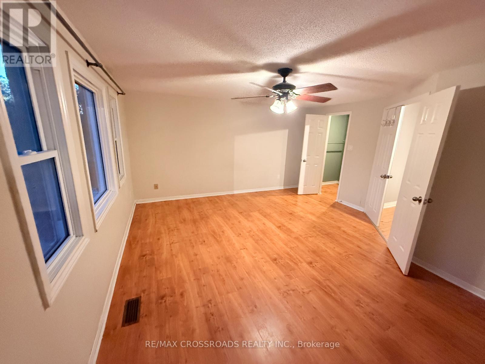 21 Fernbank Place, Whitby, ON photo 23