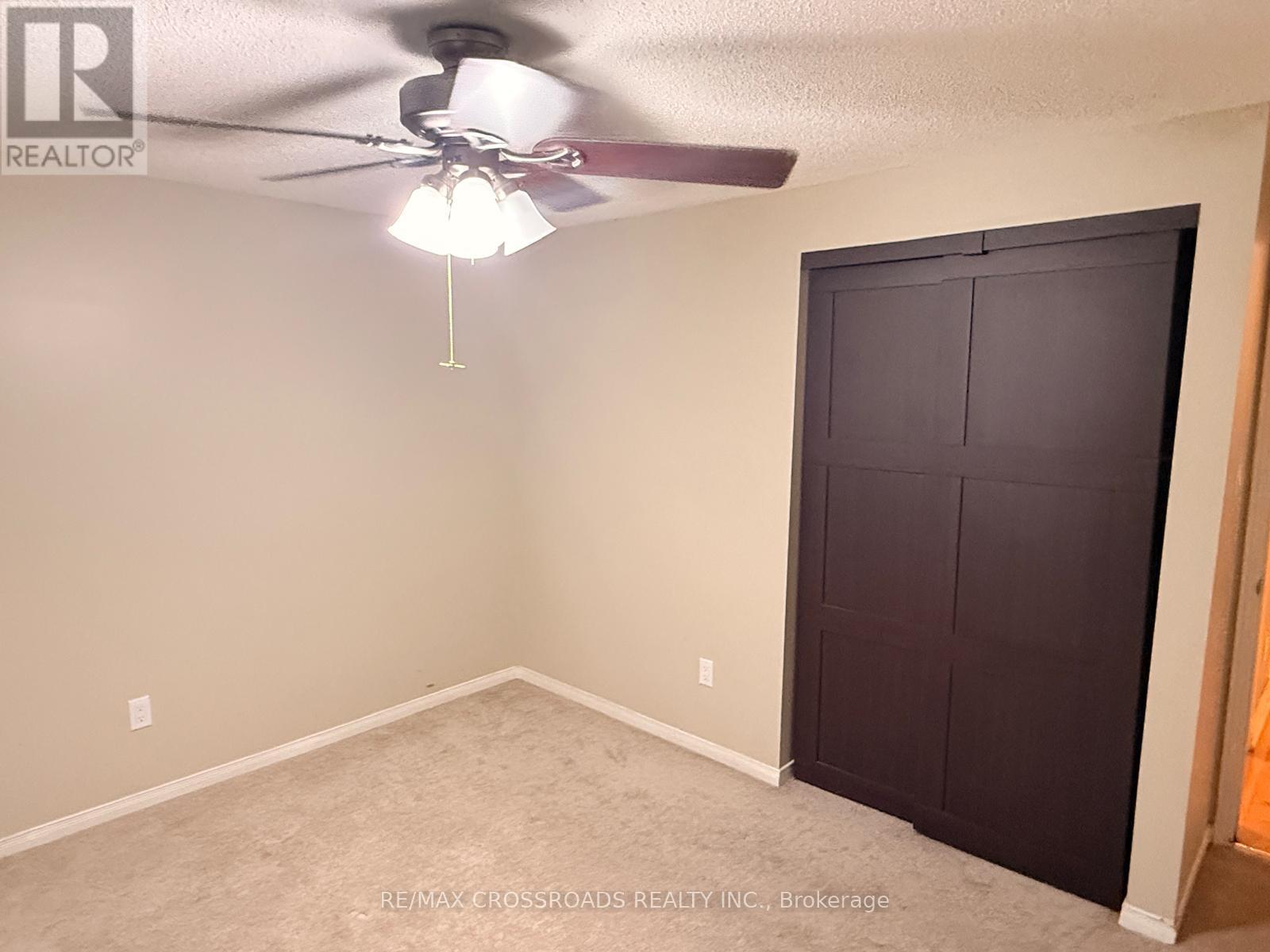 21 Fernbank Place, Whitby, ON photo 27