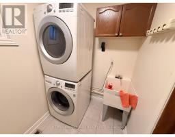 21 Fernbank Place, Whitby, ON L1R1S9 Photo 12