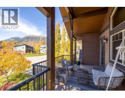 Family room - 10 Silver Ridge Way, Fernie, BC V0B1M2 Photo 14