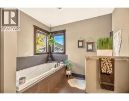 10 Silver Ridge Way, Fernie, BC V0B1M2 Photo 42