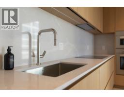 702 1530 W 6th Avenue, Vancouver, BC V6J0J9 Photo 6