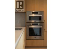 702 1530 W 6th Avenue, Vancouver, BC V6J0J9 Photo 7