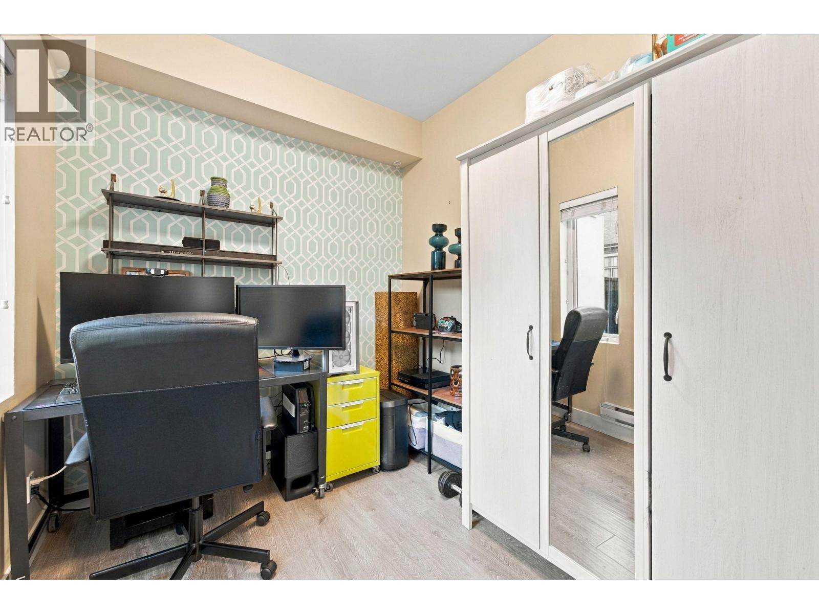 103 809 FOURTH AVENUE, New Westminster - Image 1