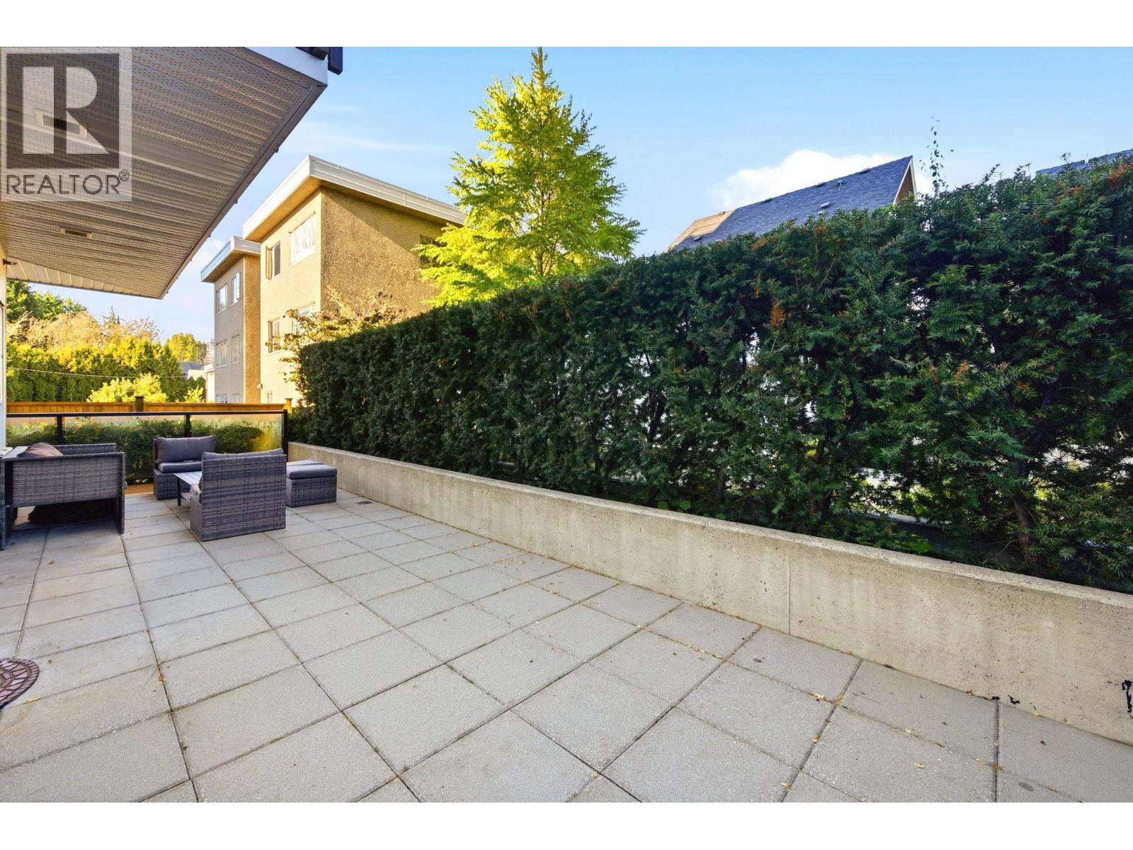 103 809 FOURTH AVENUE, New Westminster - Image 1