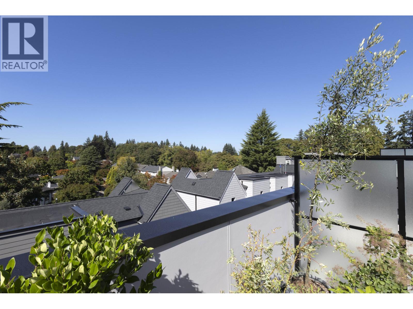 154 5377 OAK STREET, Vancouver - Image 1