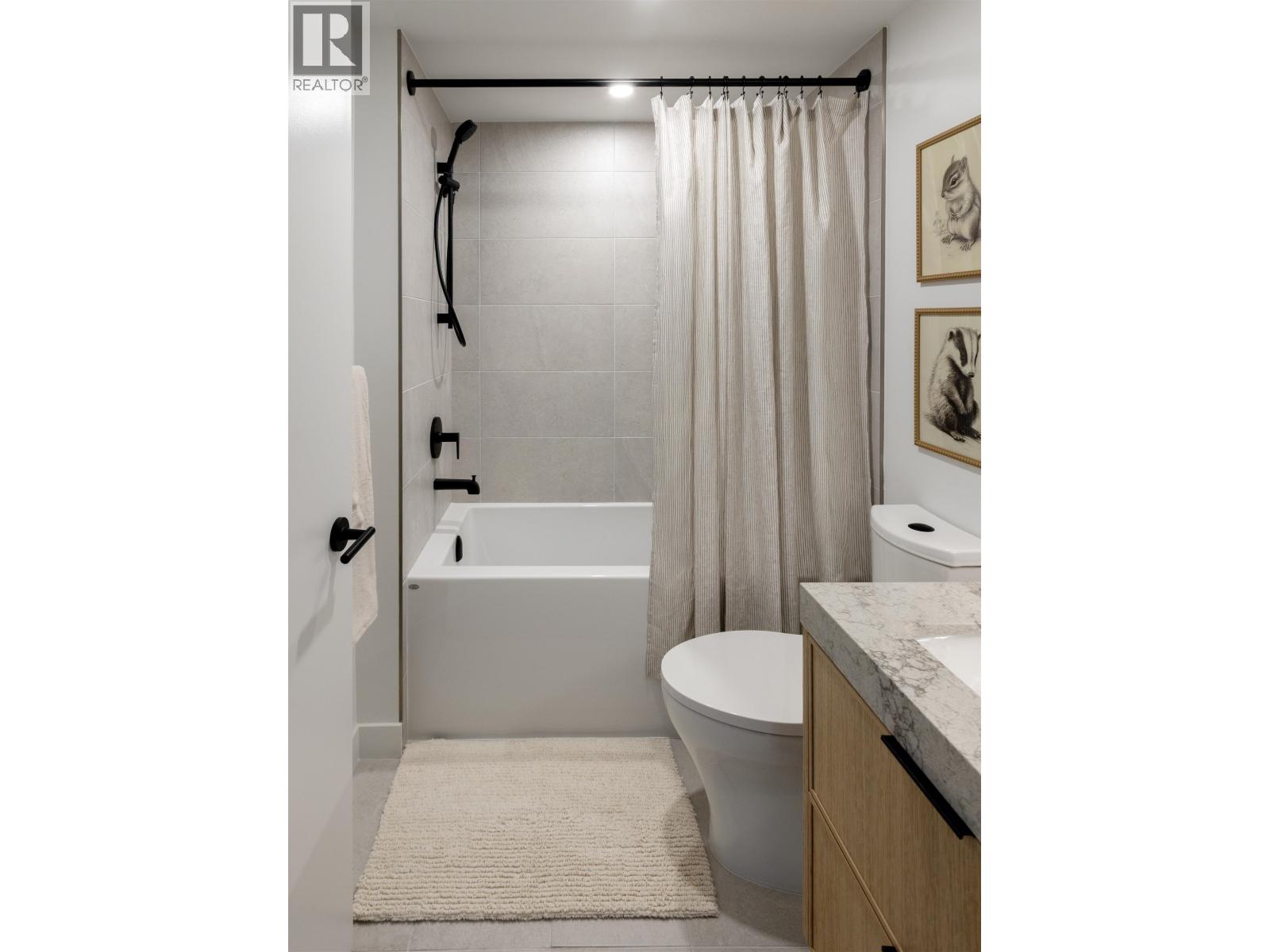 Photo of 1002 W 37TH AVENUE 22