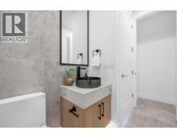 2 3034 E 5th Avenue, Vancouver, BC V5M1N8 Photo 13