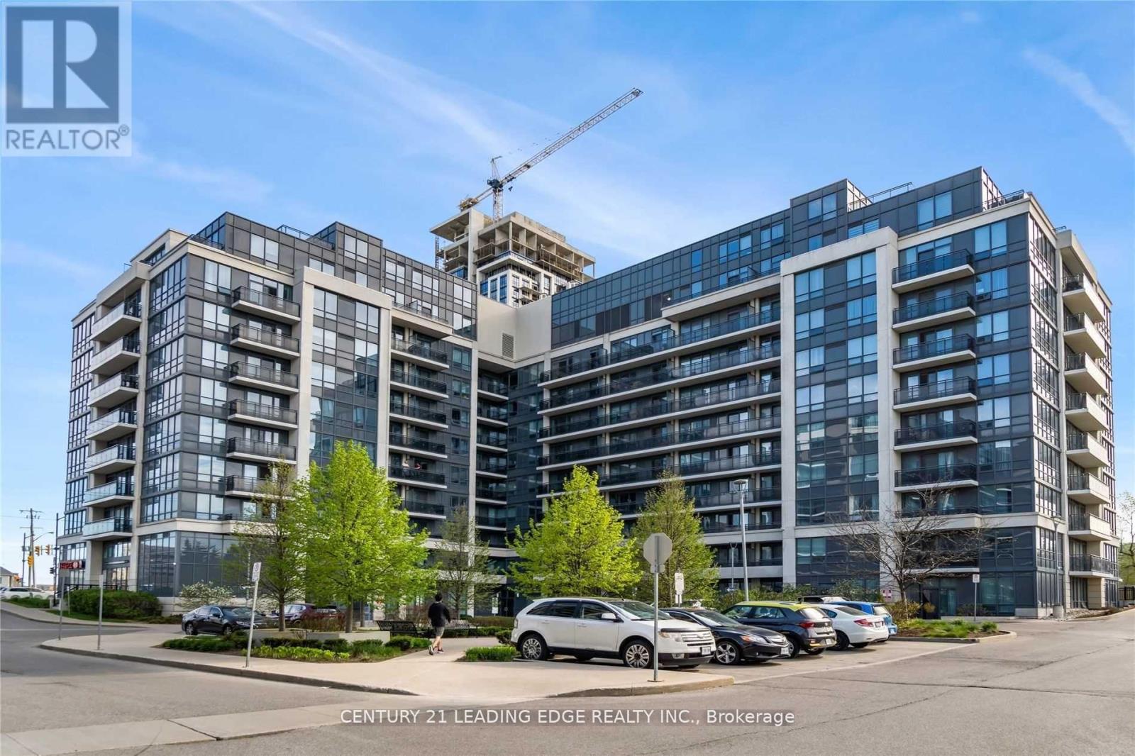 Listing photo of PH19 - 370 HIGHWAY 7 E