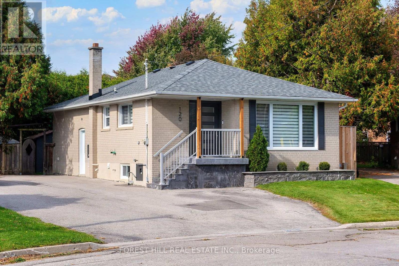 120 Cherrywood Drive, Newmarket, ON