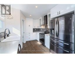 Laundry room - 120 Cherrywood Drive, Newmarket, ON L3Y2X7 Photo 12