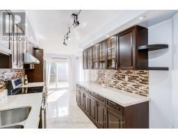 17 Thames Court, Richmond Hill, ON L4B1N5 Photo 12