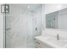 17 Thames Court, Richmond Hill, ON L4B1N5 Photo 21