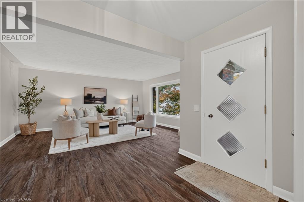 205 MCKENZIE Street E - 5