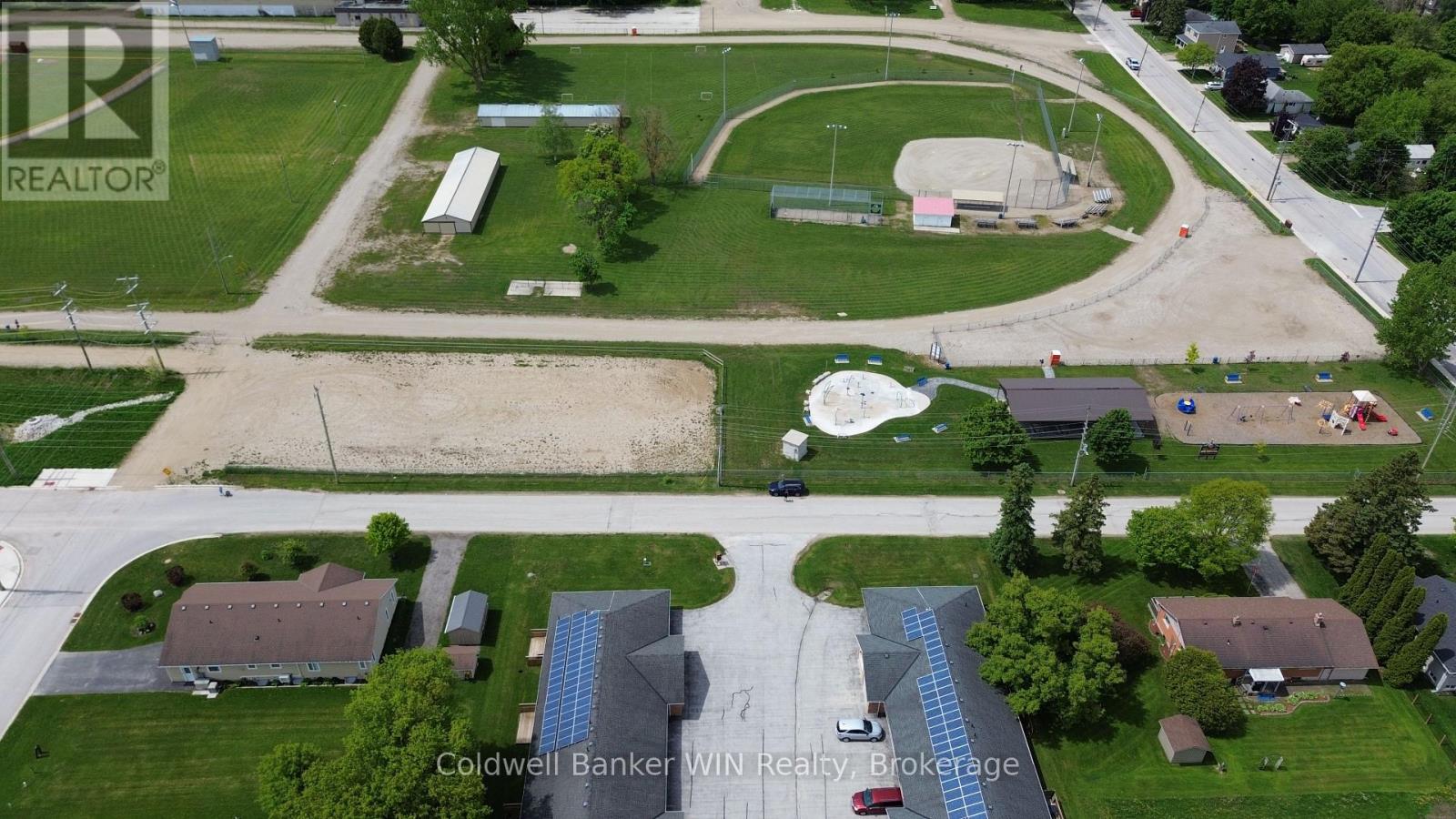 444 Newfoundland Street — photo 13