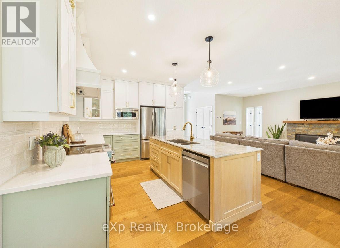 137 ACTON DRIVE - 12