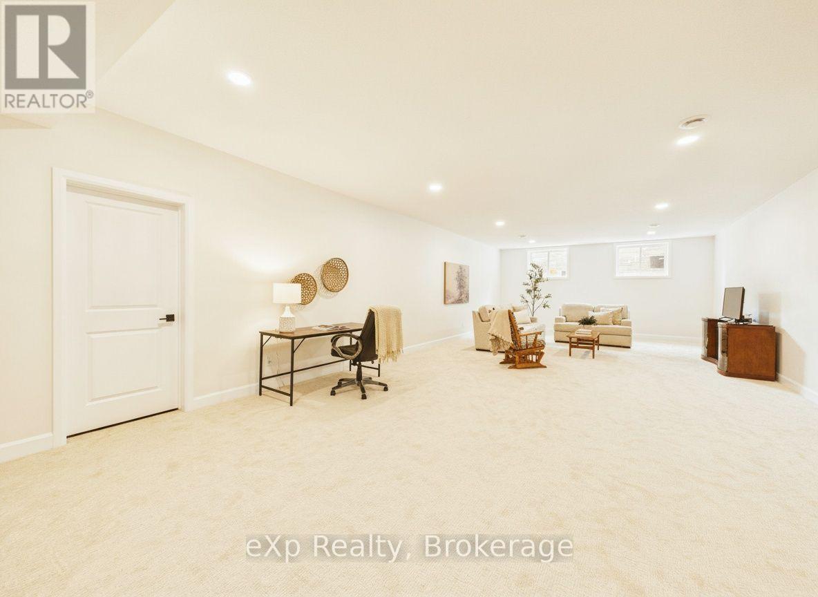 137 ACTON DRIVE - 26