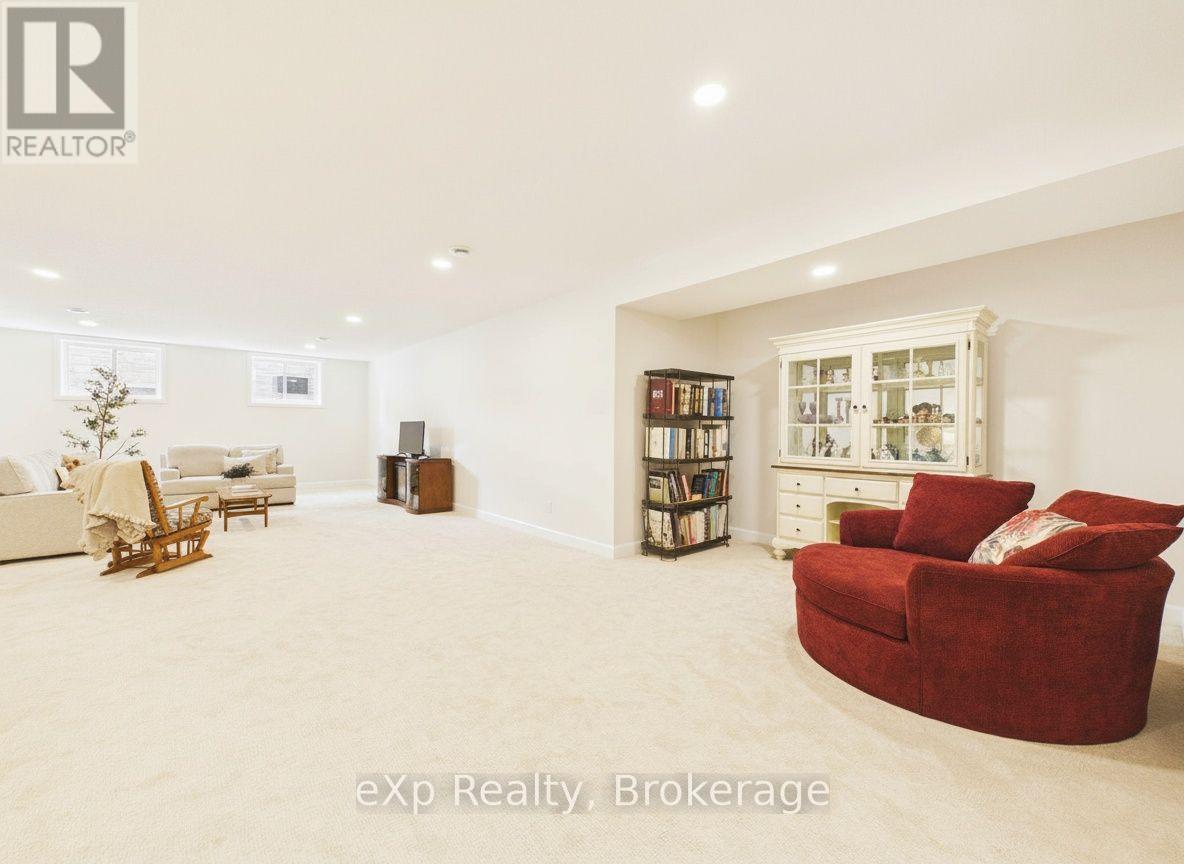 137 ACTON DRIVE - 30