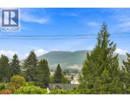 2152 Pitt River Road, Port Coquitlam, BC V3C1R4 Photo 12