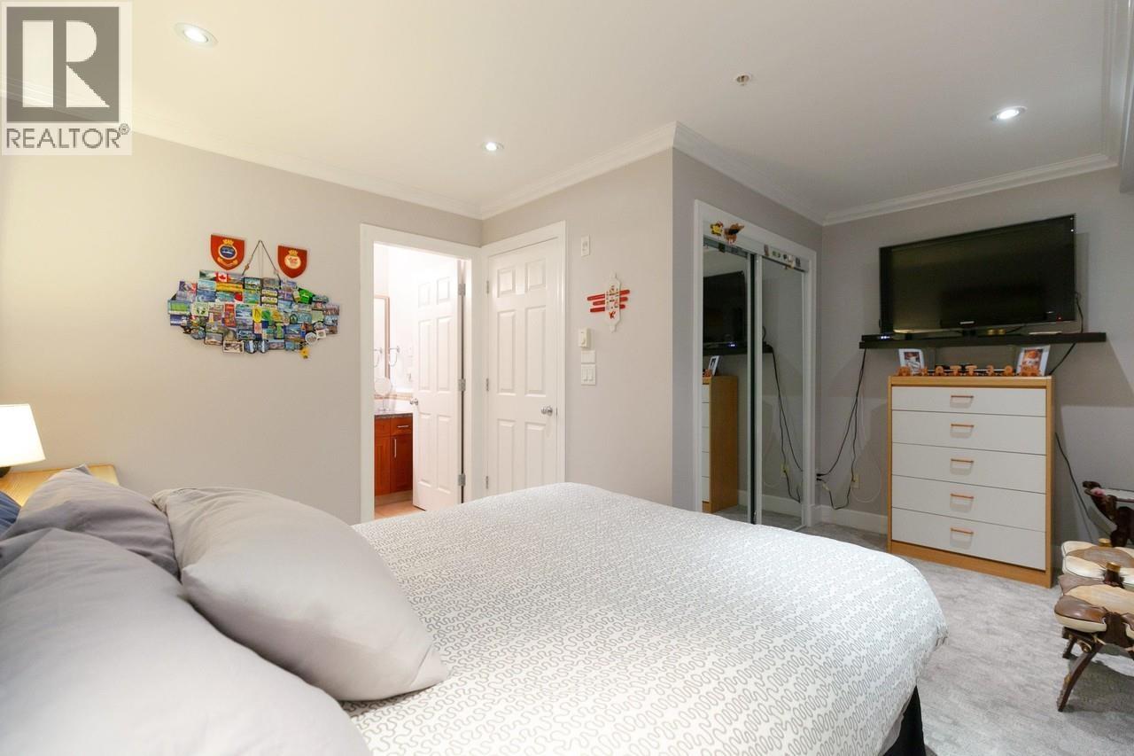 1 1137 BARCLAY STREET, Vancouver - Image 1