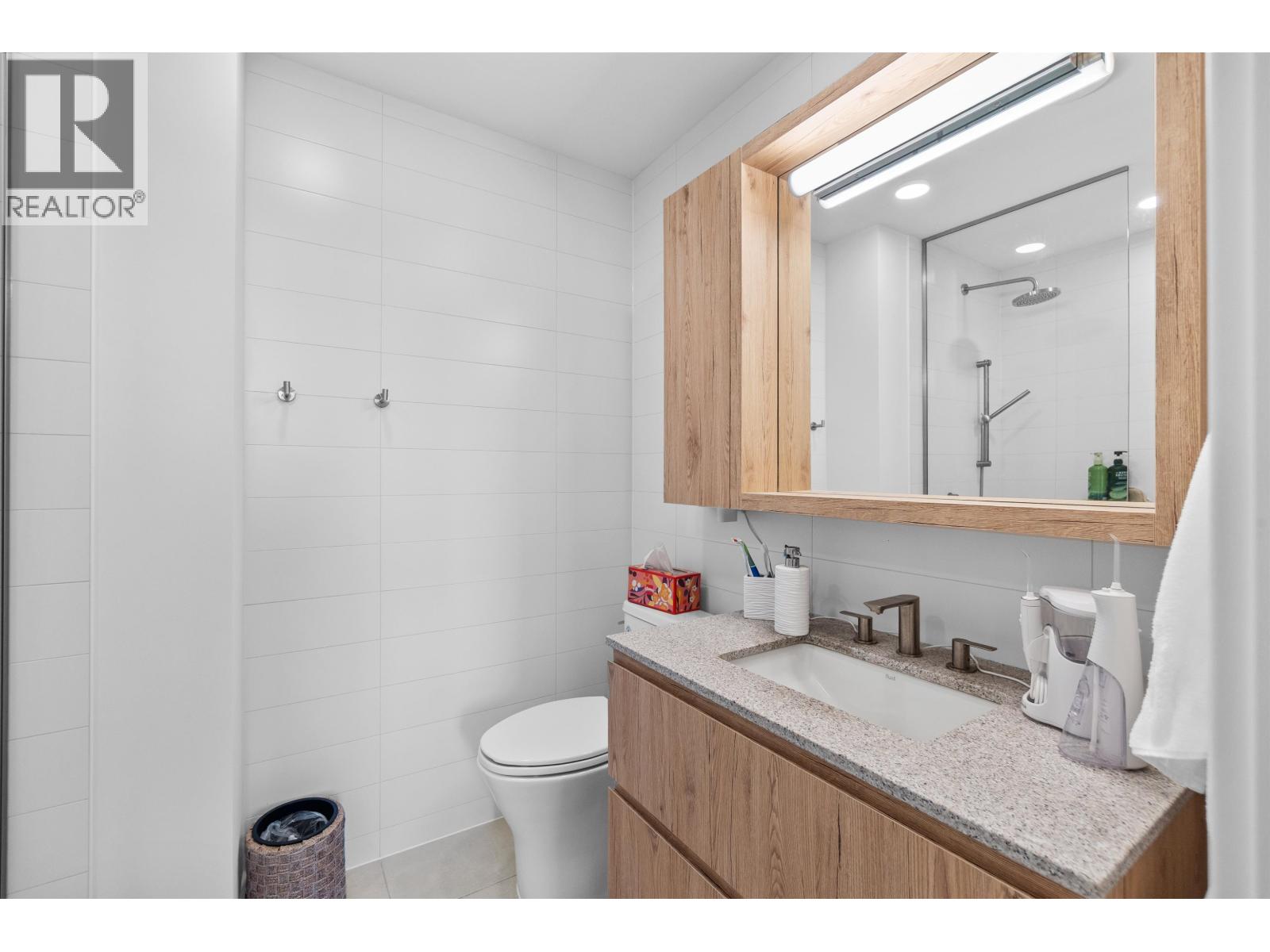 411 1500 SCOTT CRESCENT, Squamish - Image 1