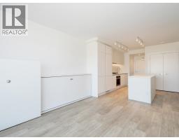 2401 657 Whiting Way, Coquitlam, BC V7C5N6 Photo 9
