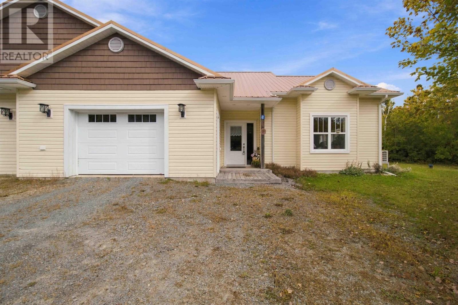 Units A & B 15 Maple Ridge Drive - 3