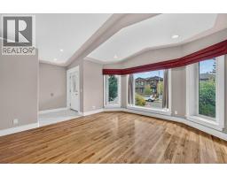 4418 20 Avenue NW - photo 5