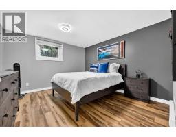 624 24 Avenue NE - photo 35