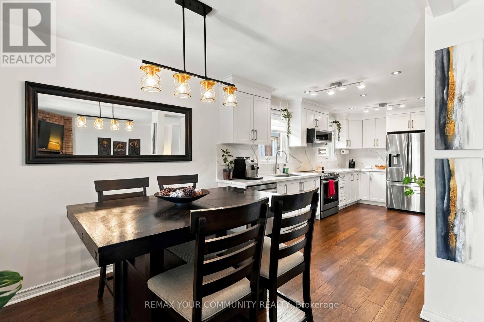 7013 HICKLING CRESCENT - 11