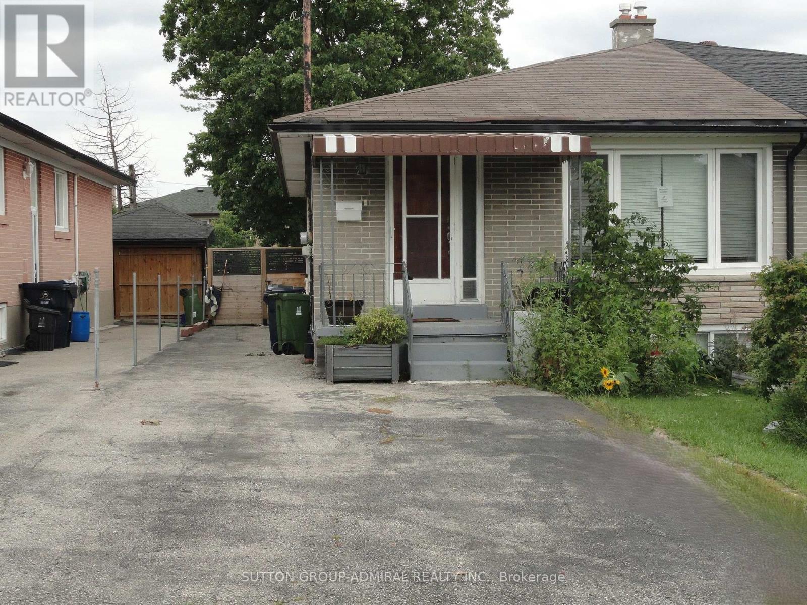 23 CHALKFARM DR DRIVE - 1